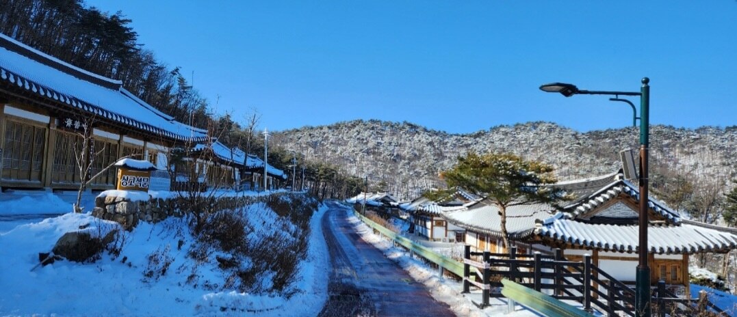 눈내린 한옥동2.jpg