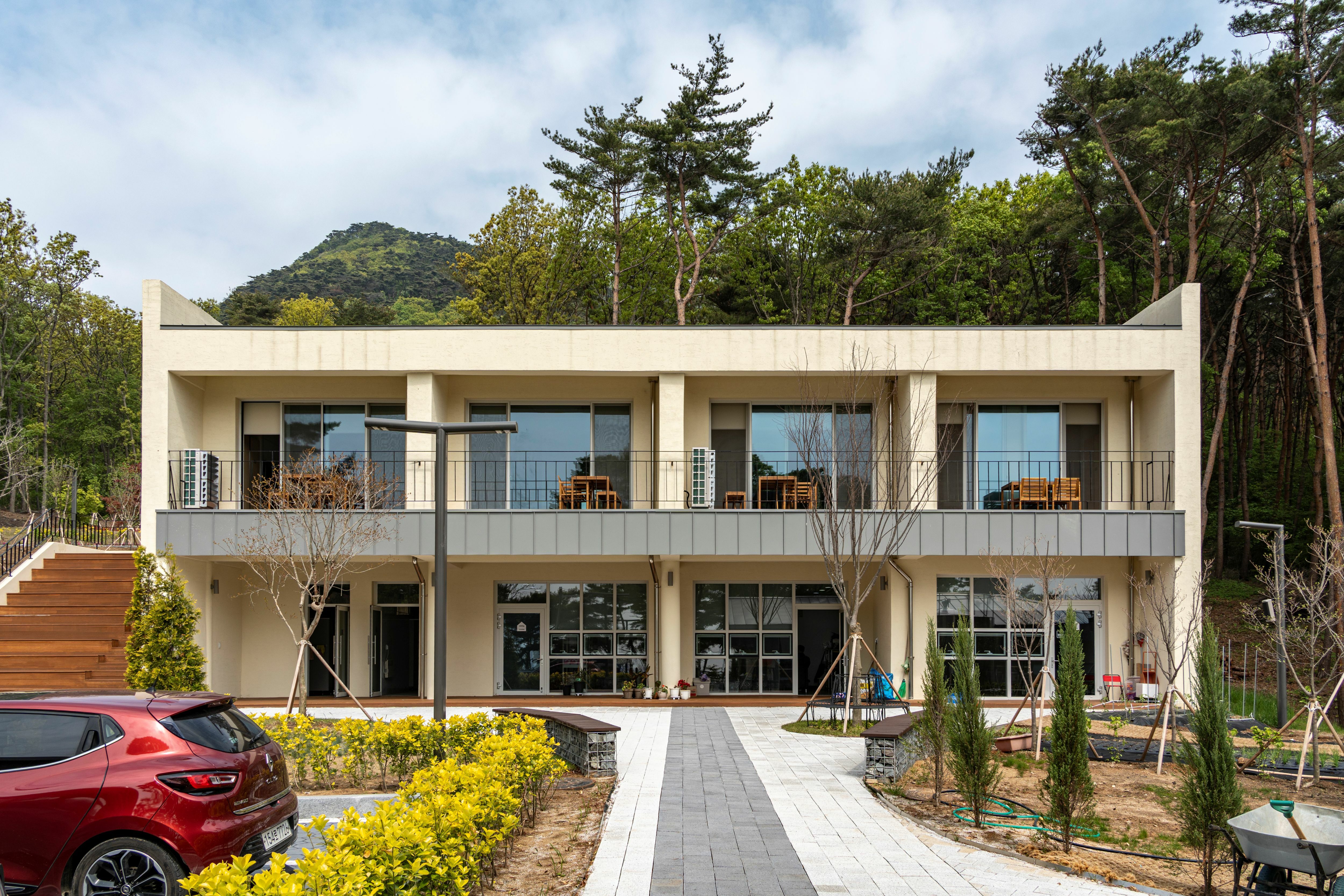 산림휴양관 건물 전경