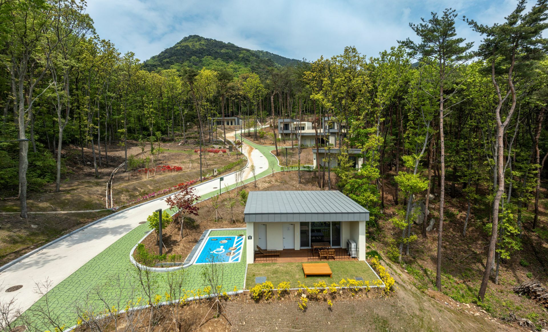 덕적 휴양림 전경사진